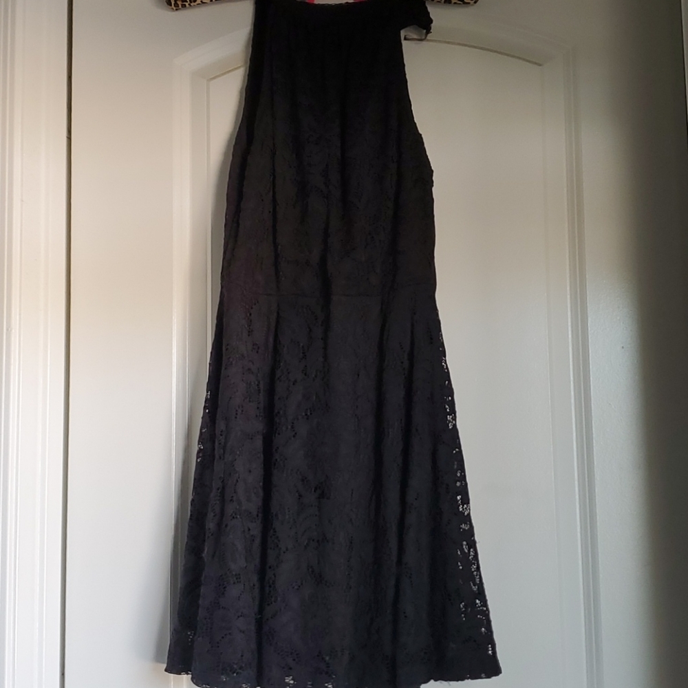 Black lacey dress